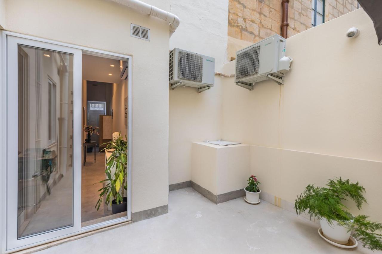 Sliema Luxurious One Bedroom Duplex Maisonette Екстер'єр фото